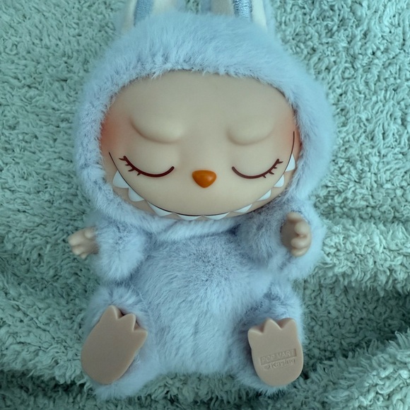 Zizi labubu - authentic - Picture 10 of 16